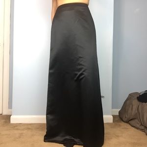 3/$14 Bill Levkoff Black Satin Maxi Formal Skirt sz 2